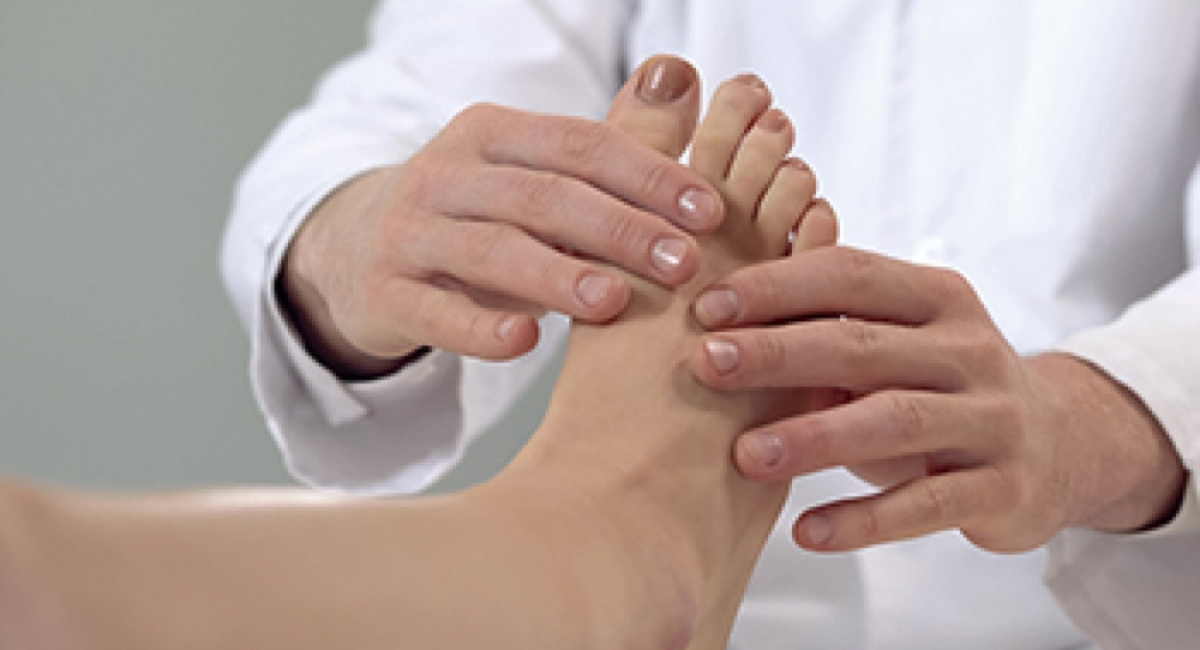 ankle-pain-without-injury-causes-treatment